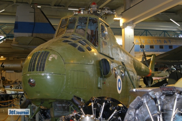 ...HR-1: Mil Mi-4. Vier Hubschrauber diesen Typs wurden 1962 von Finnland gekauft und bis 19.01.1978 eingesetzt und absolvierten in dieser Zeit 8324 Flugstunden. Es war der erste Hubschraubertyp in Finnland der zur Seenotrettung eingesetzt werden konnte...
