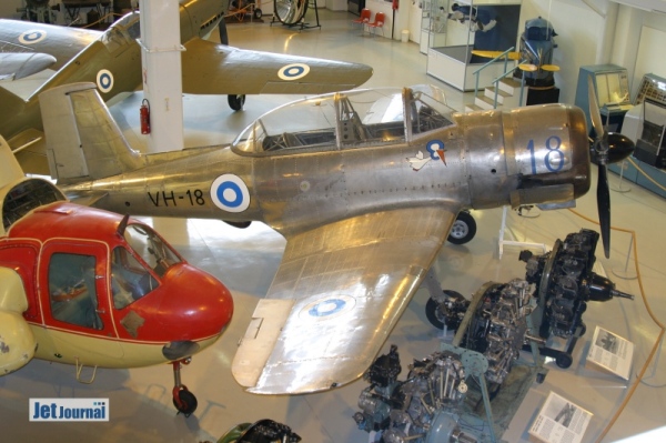 ...VH-18: Valmet Vihuri II. Finnischer Eigenbau. Dieses Exemplar flog von 1953-1959 und diente dann der technischen Schule der Luftwaffe in Kauhava zur Ausbildung von Mechanikern und Ingenieuren...
